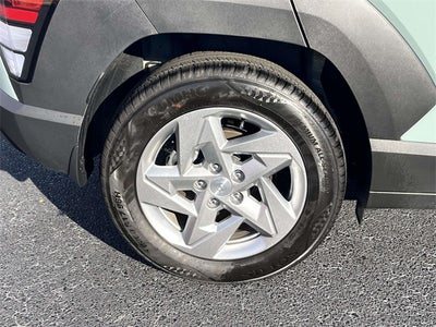 2025 Hyundai Kona SE