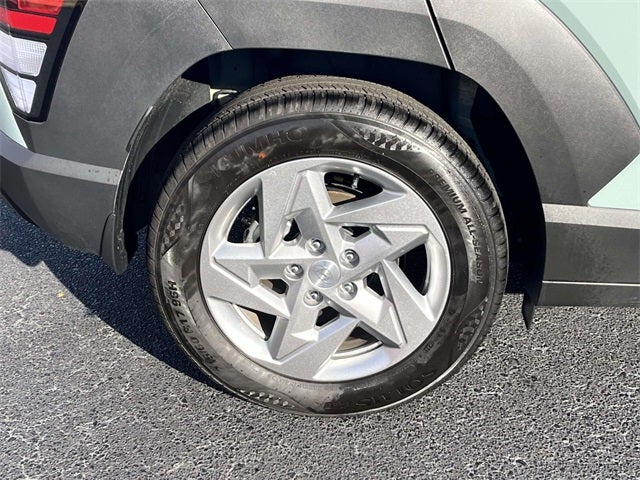 2025 Hyundai Kona SE