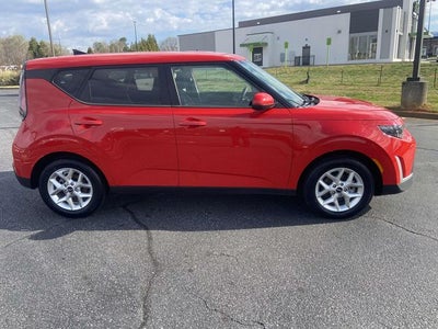 2024 Kia Soul LX