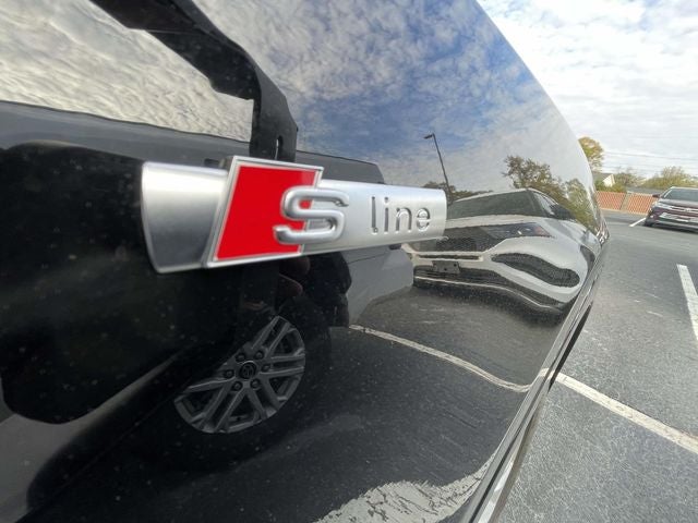 2018 Audi Q3 2.0T Premium Plus quattro