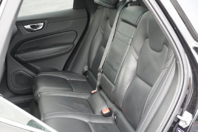 2021 Volvo XC60 T5 Inscription