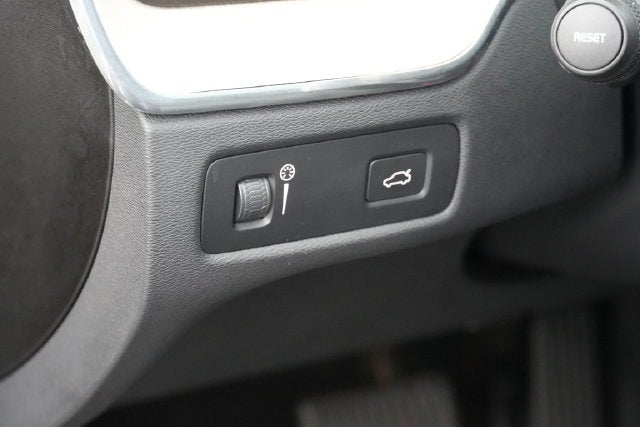 2021 Volvo XC60 T5 Inscription