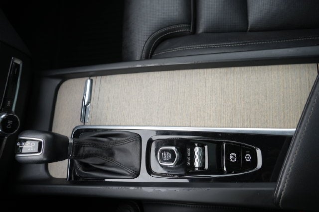 2021 Volvo XC60 T5 Inscription