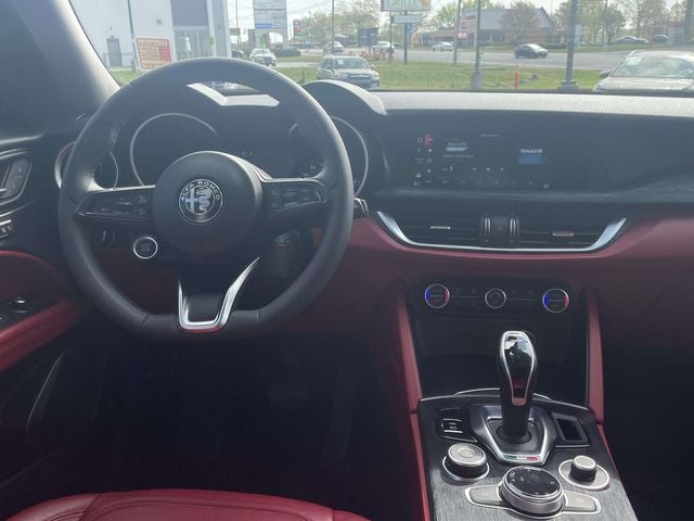2020 Alfa Romeo Stelvio Base